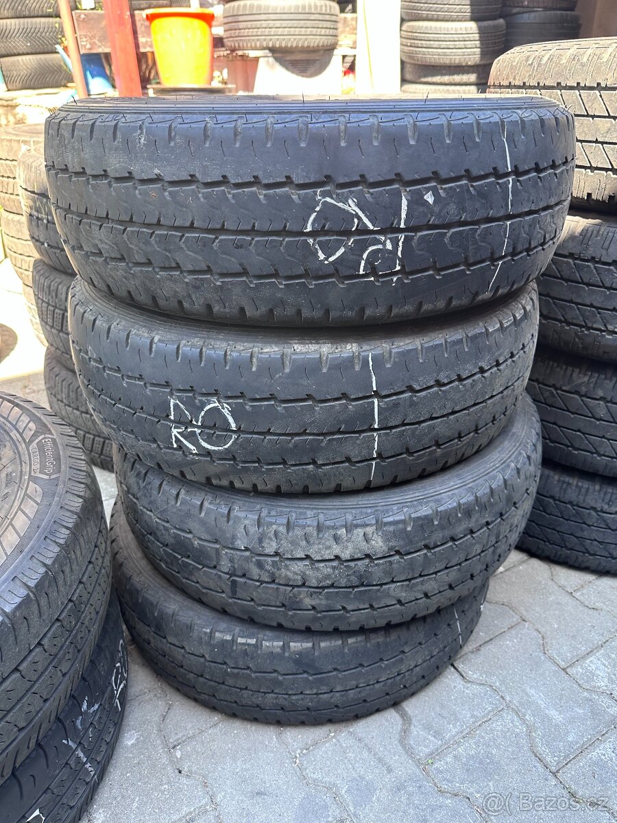 Letní sada zátěžových pneu 205/65 R16C - Dunlop
