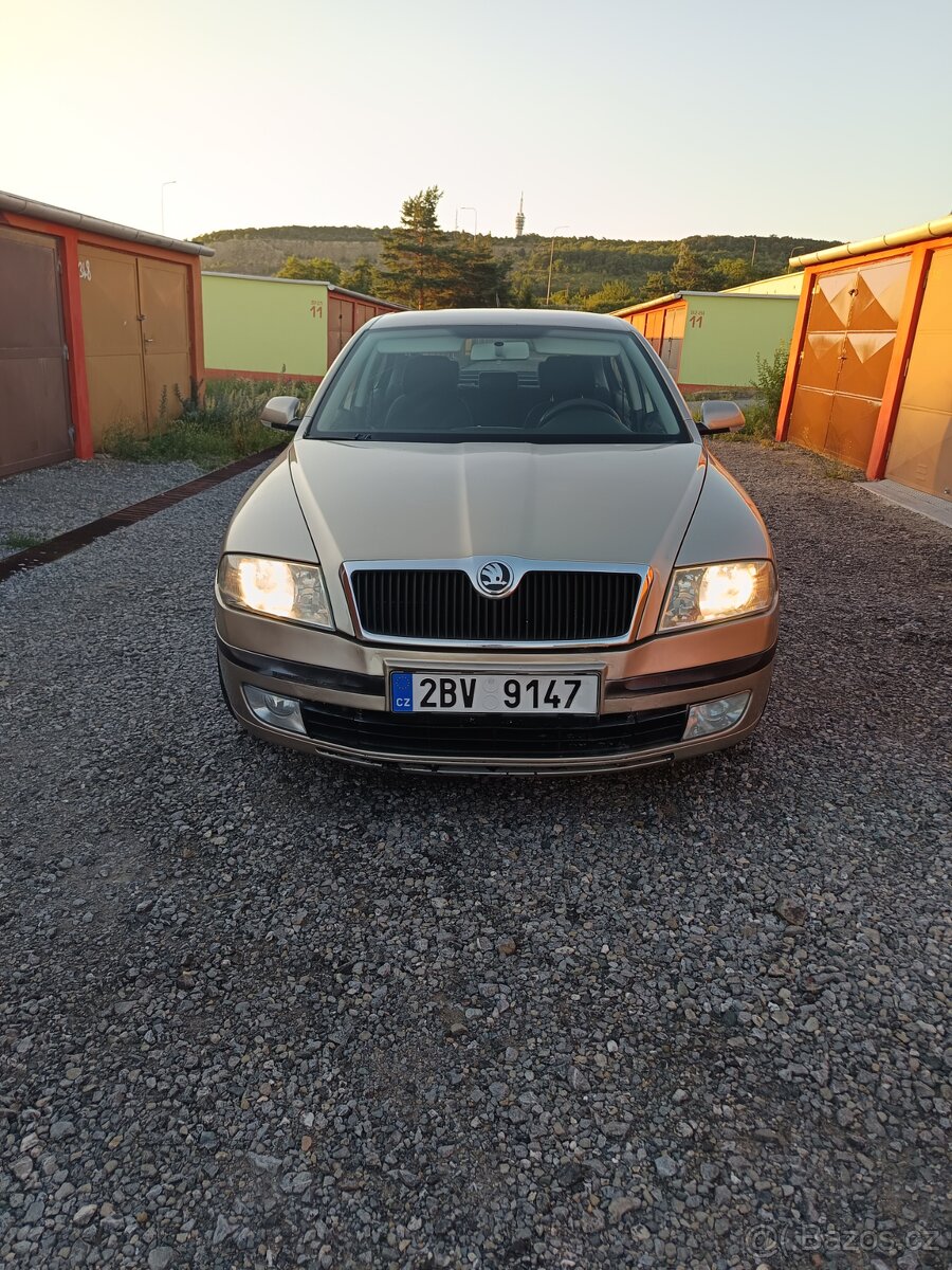 Prodám  Škoda Octavia 2 sedan  1.6.75kw Rok výroby 06 Najeto