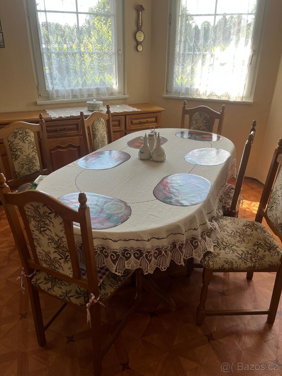 Jídelní set