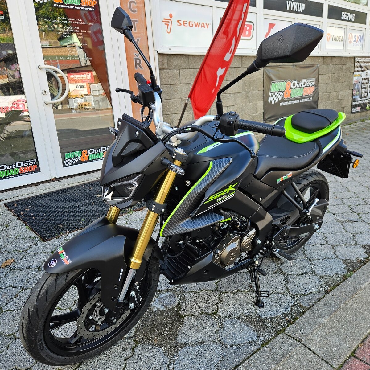QJ Motor SRK 125 S,ABS,ČR, 1. maj.,záruka,158 km