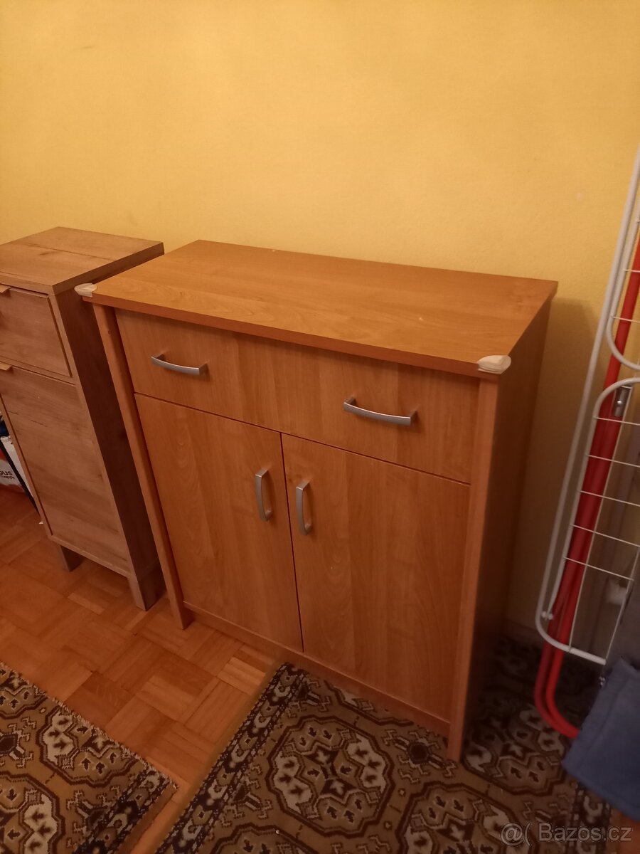 Noční stolek,komoda