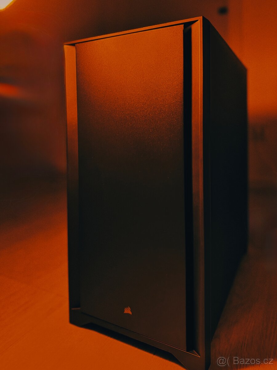Prodám herní PC (i7, GTX 1660, 32G DDR4, 1.5TB SSD)+display