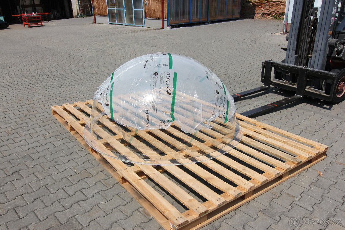 Plexisklová polokoule velká průměr 1800mm