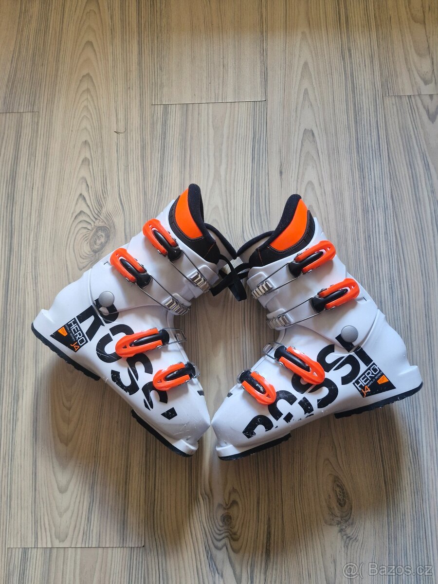 Lyžařské boty Rossignol Hero J4 240 mm