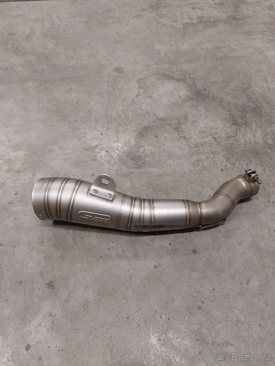 Yamaha yzf r6 LeoVince GP Pro