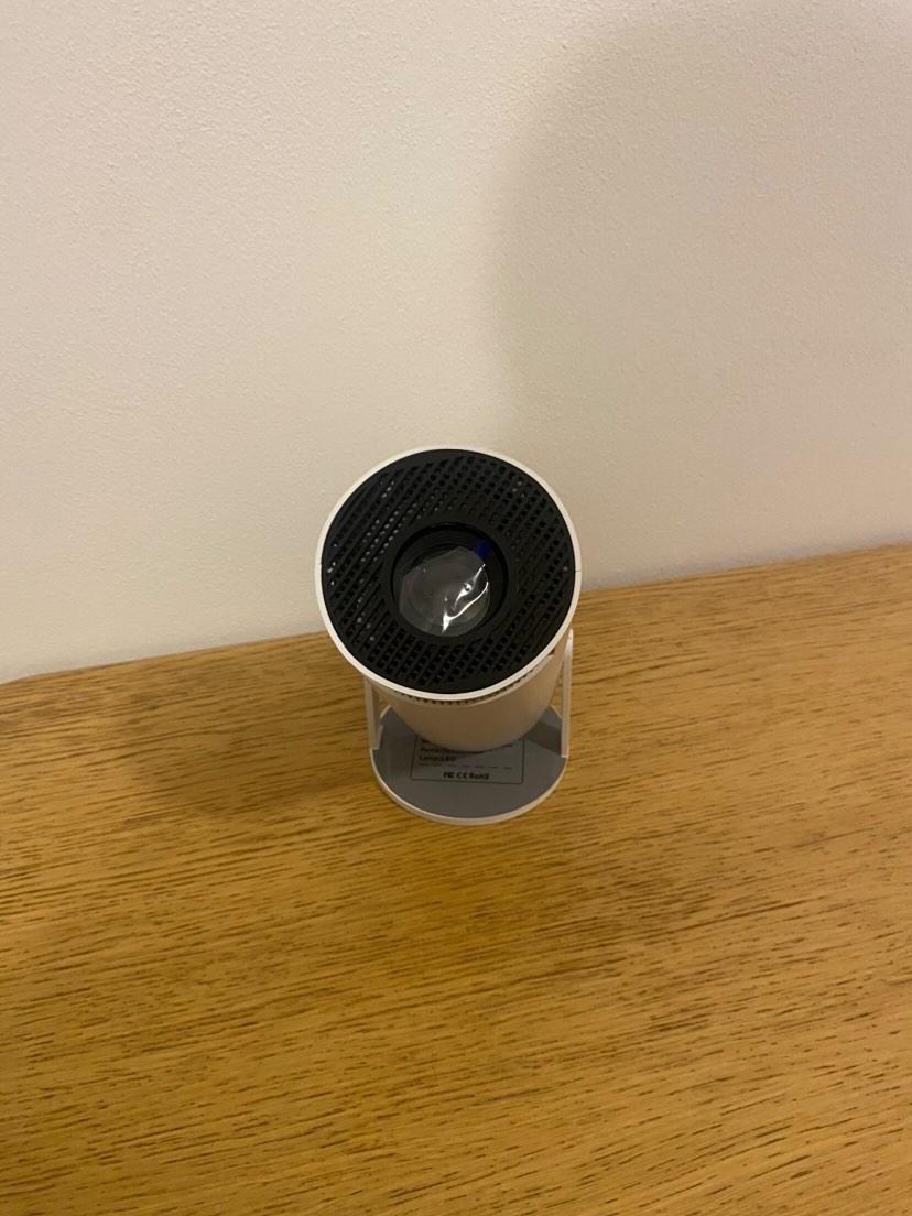 Mini projektor Magcubic HY300