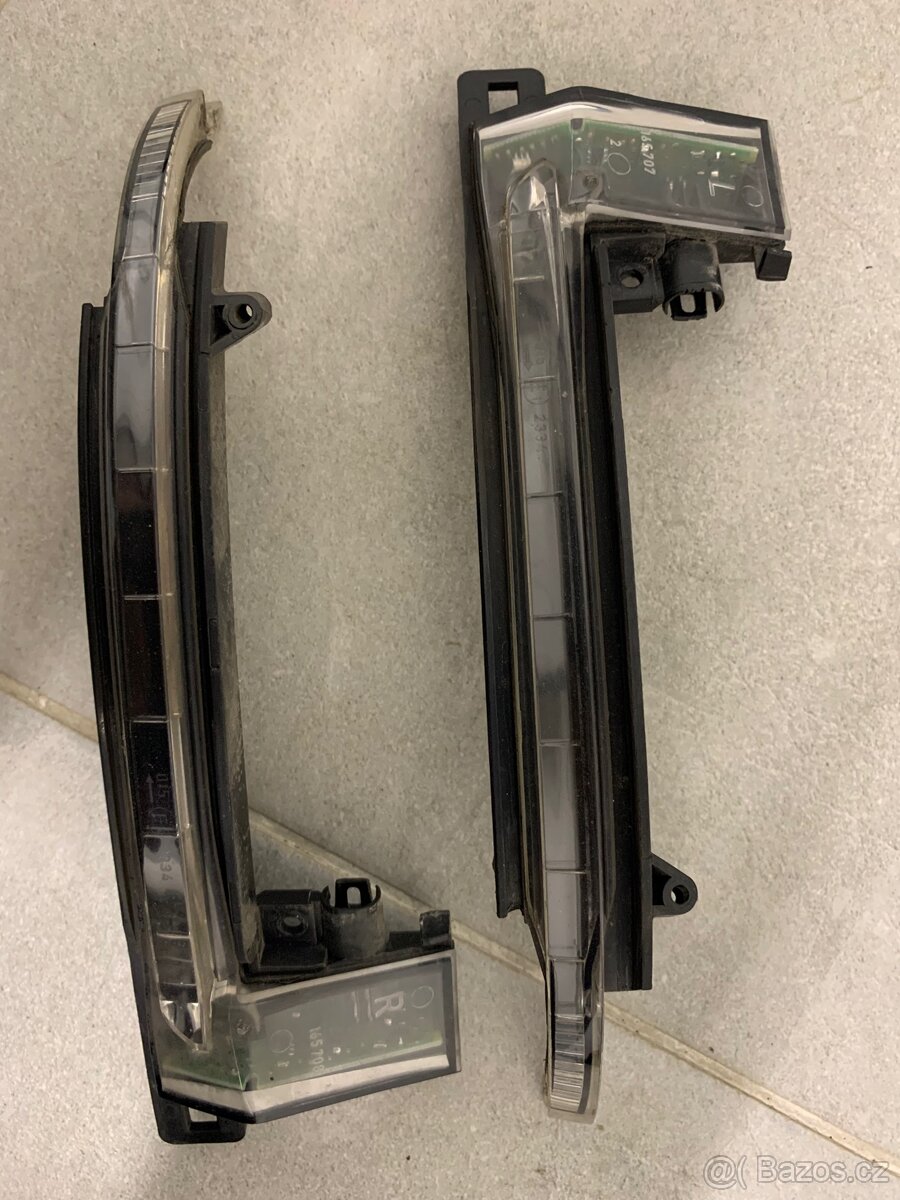 Blinkry do zrcátek Audi