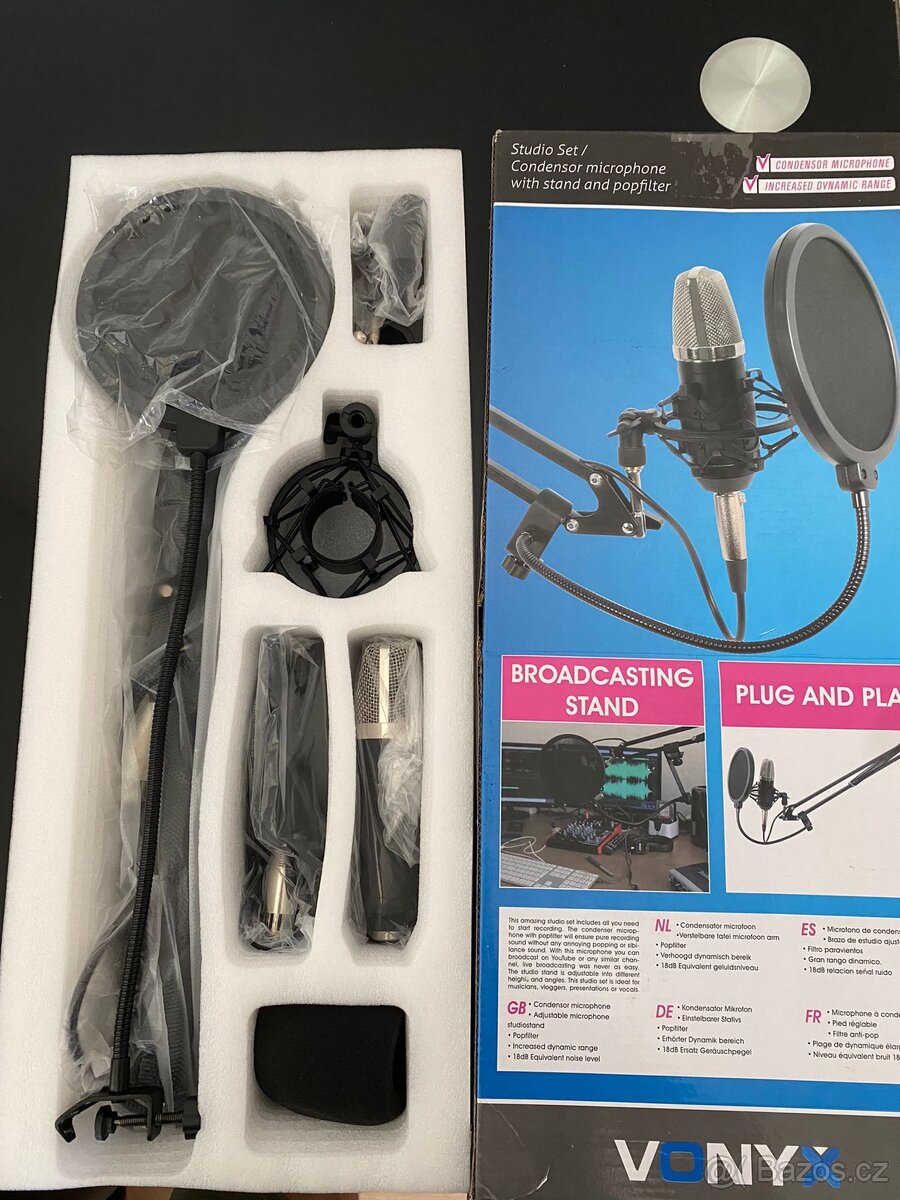 Studio Set mikrofonu se stojanem a pop filtrem