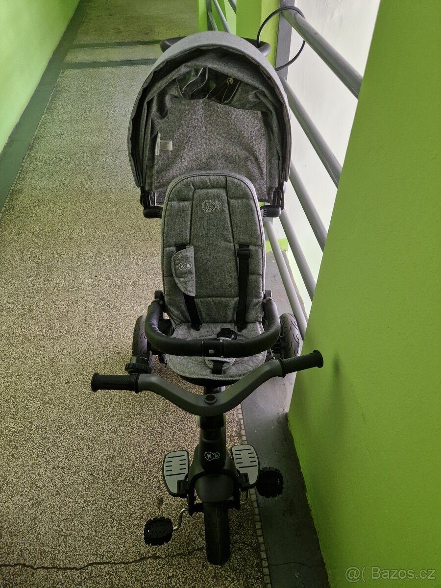 Kinderkraft tříkolka Twipper šedá