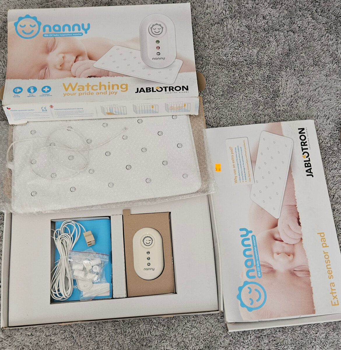 monitor dechu se dvěma podložkama