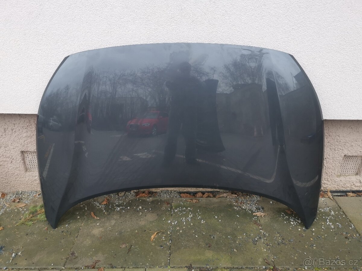Prodám Kapotu na KIA CEED + CARENS