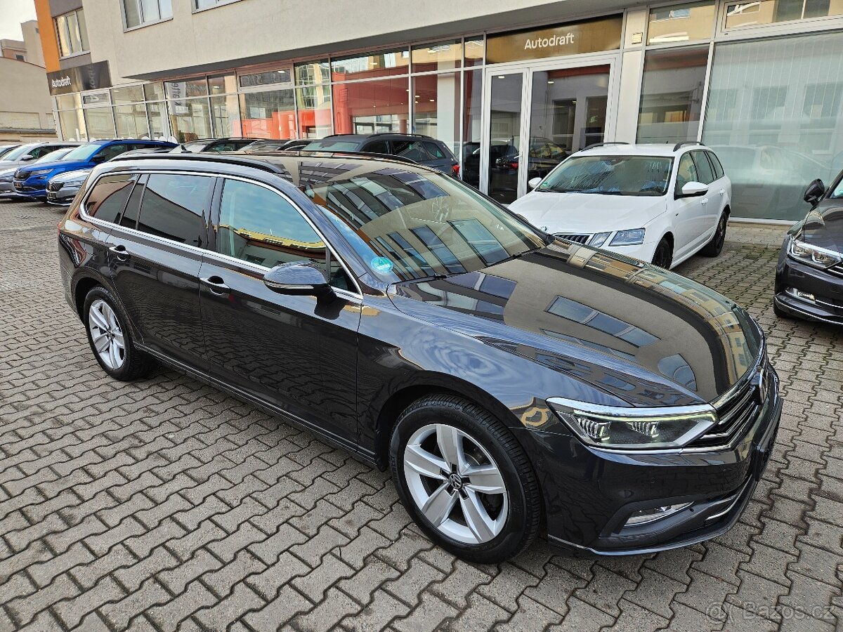 VW Passat B8 2.0TDI 140kW DSG Matrix LED Virtual cockpit DAB