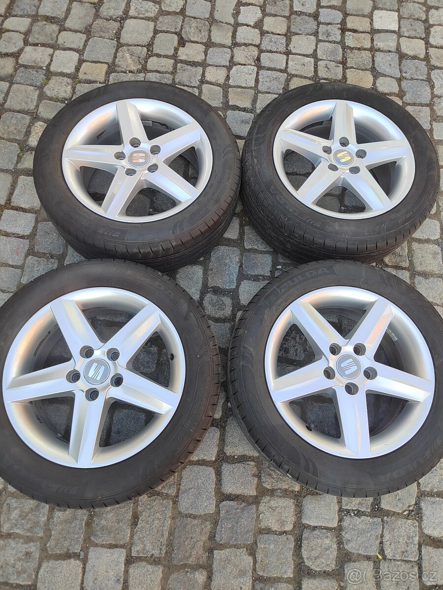 Prodám orig alu 16 Seat Altea Leon 5x112 ET 50 letní pneu