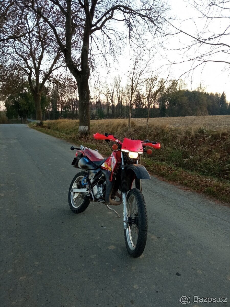 Kawasaki kmx 125