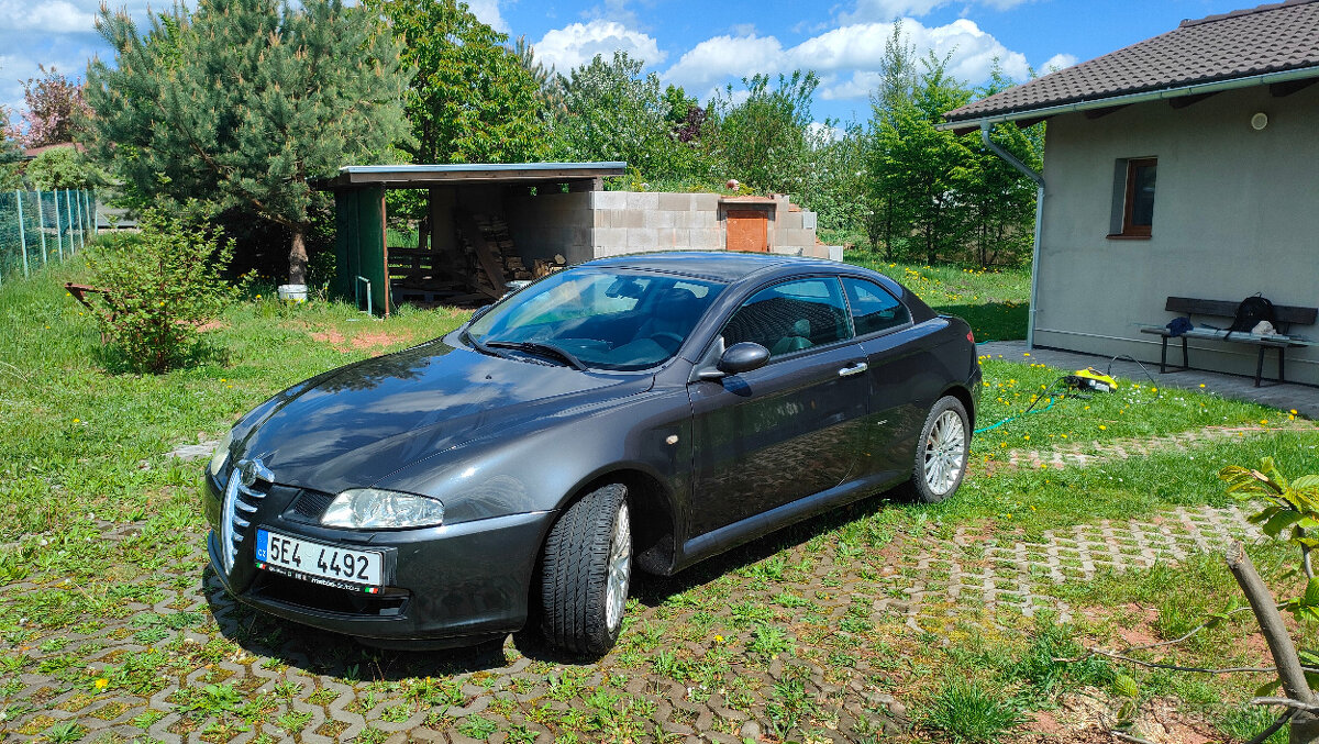 Prodám Alfu Romeo GT 1.9 JTD, 110kW, Nafta
