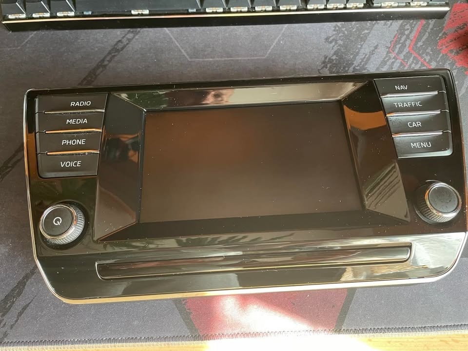 Škoda Superb 3 Lcd Panel Amundsen.