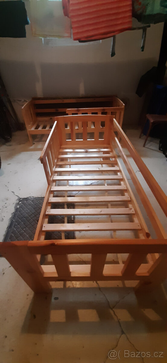 Dětská postel 160x80 - masiv - rošt - matrace
