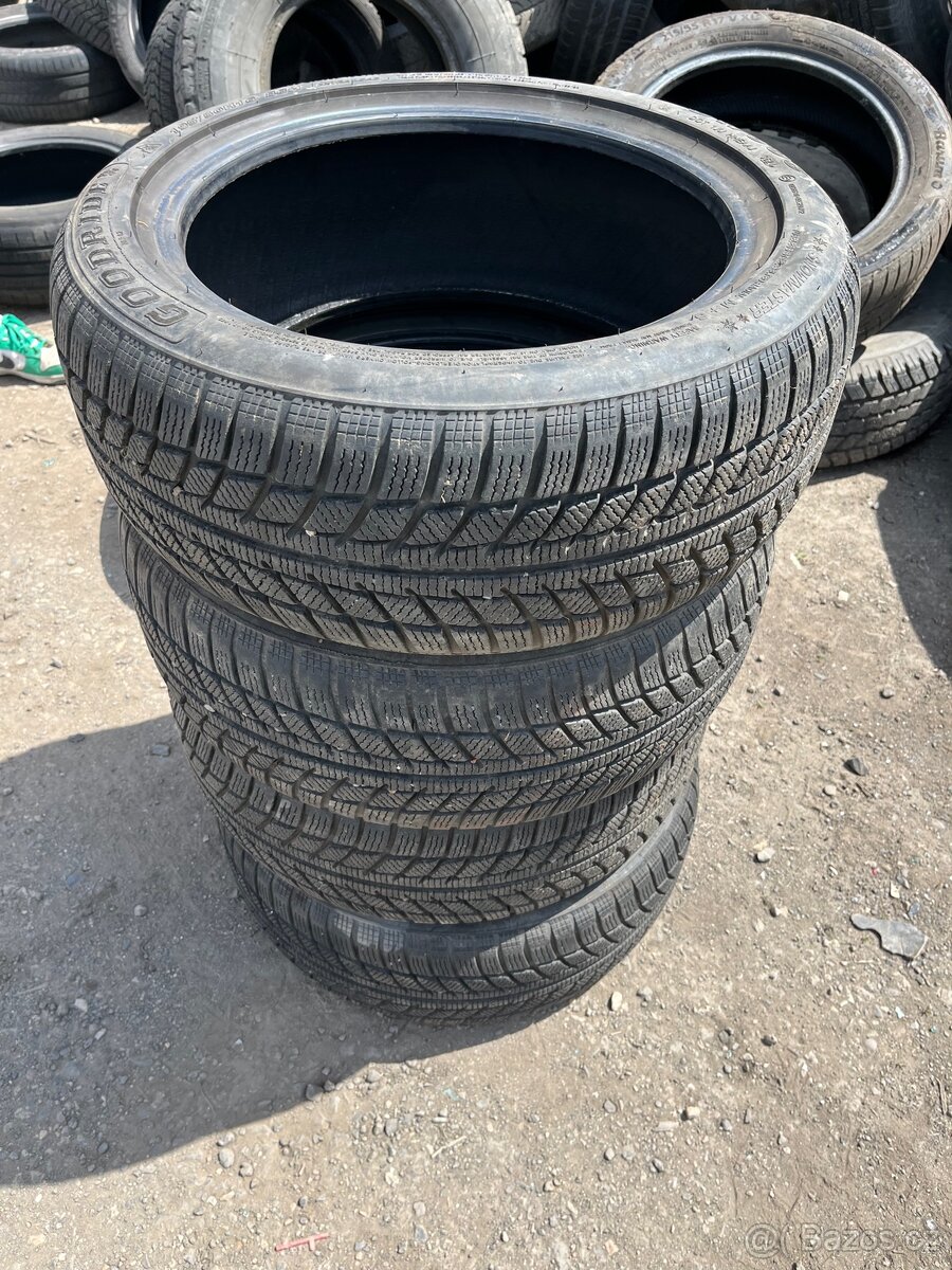 Pneu 195/50 15”