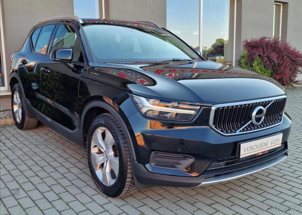 Volvo XC40, D3 Momentum, původ ČR,1.Maj