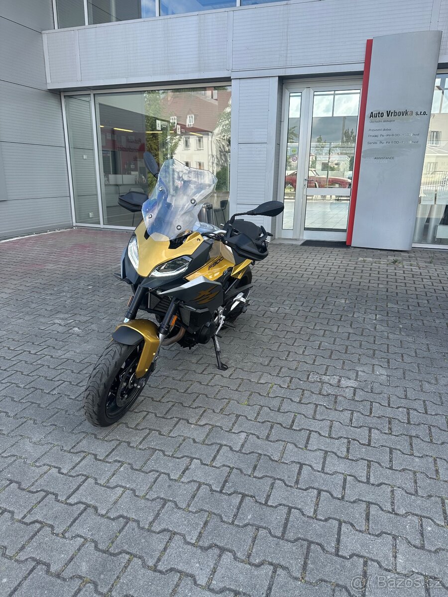 BMW F900 Xr