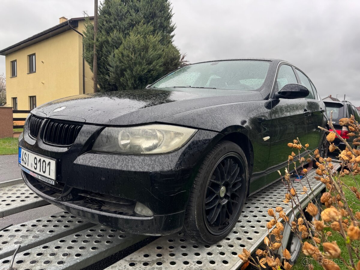 BMW e90 325i na díly