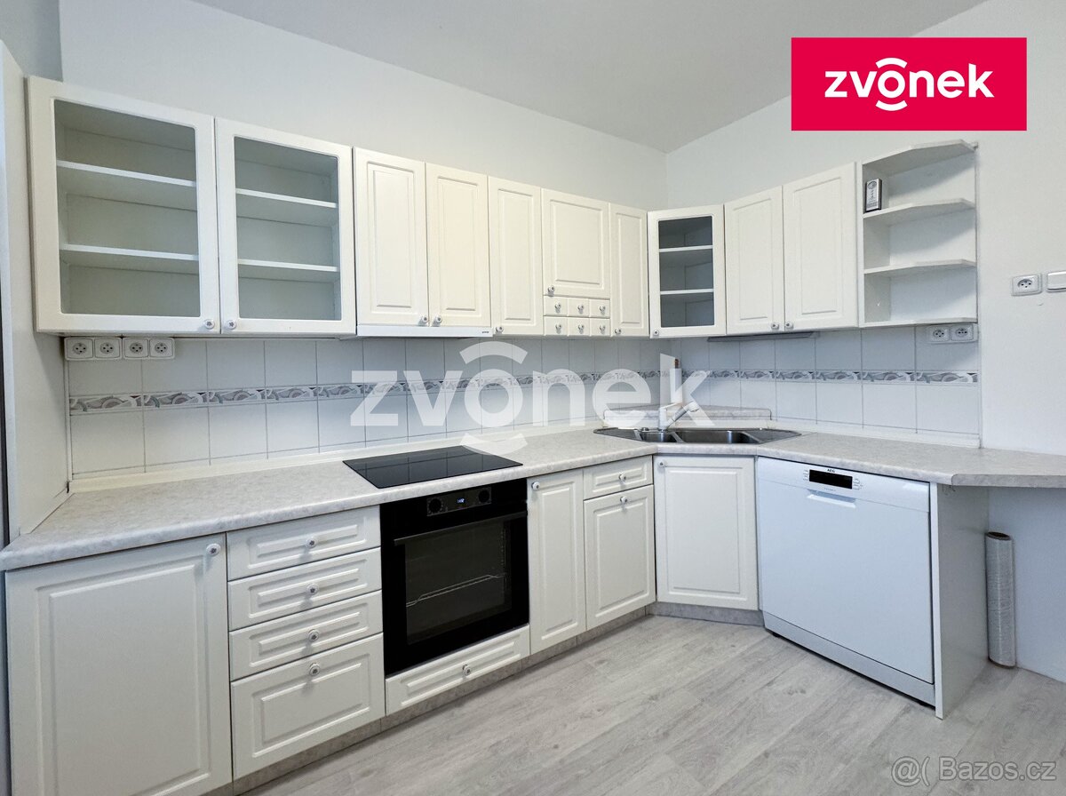Pronájem bytu 3+1 s garáží v centru Zlína, Benešovo nábřeží