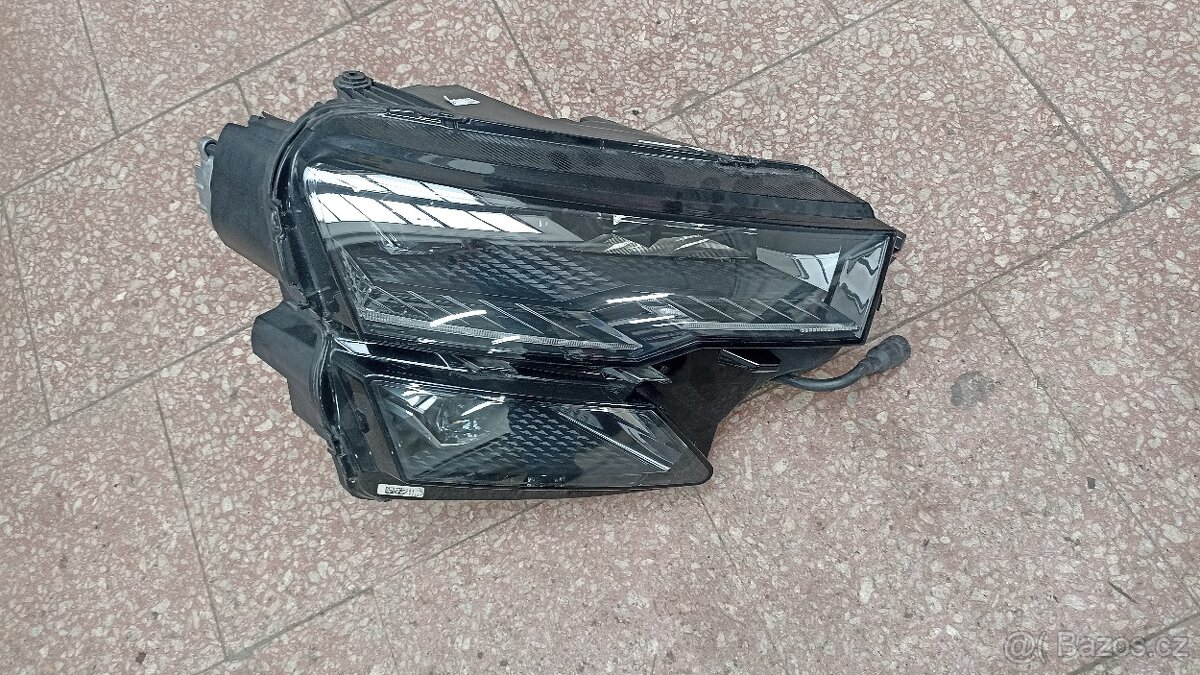 Škoda Karoq fl světlo
