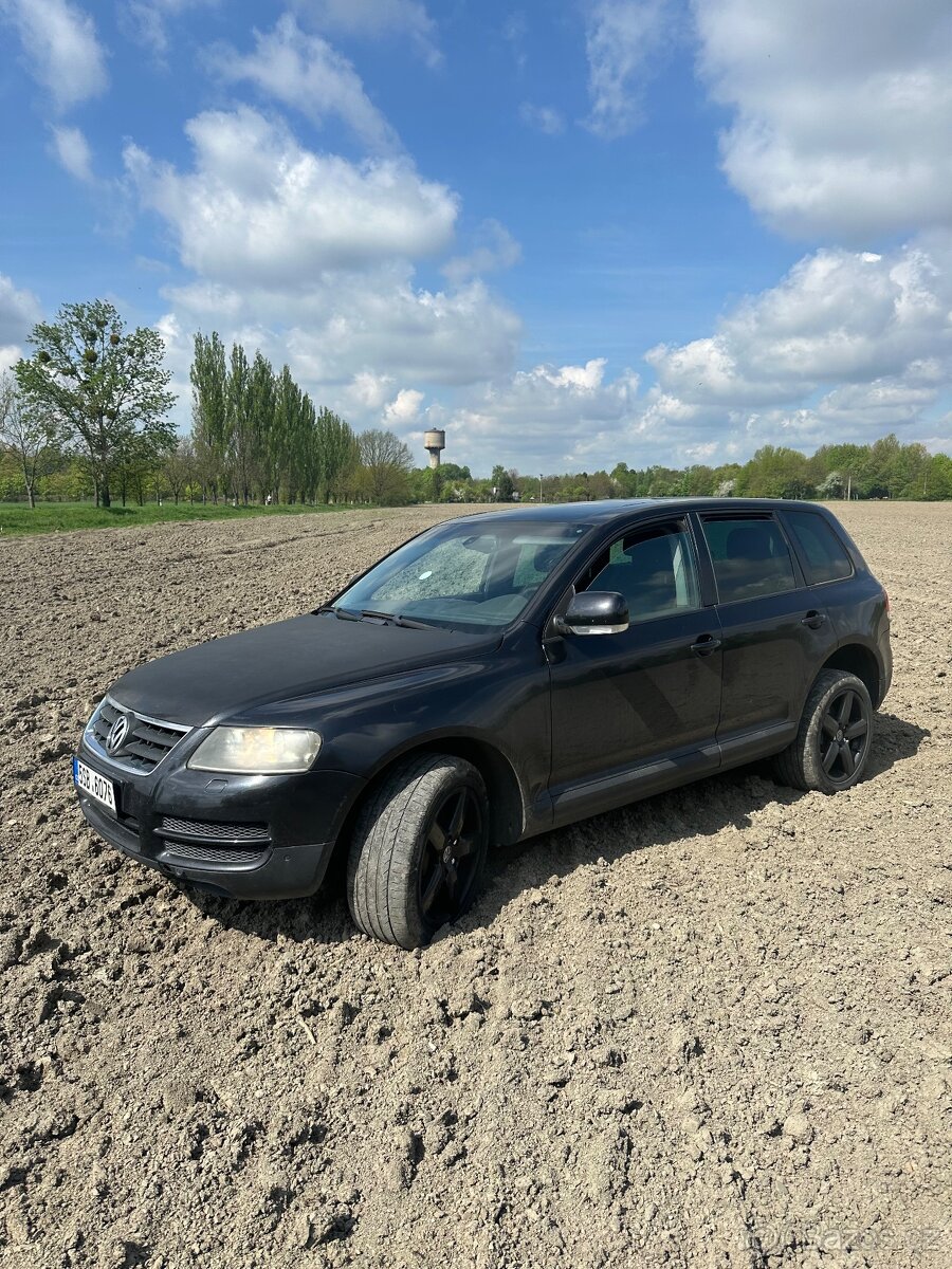 Prodám touareg 3.0 165kw rok:2006 stk 3/27