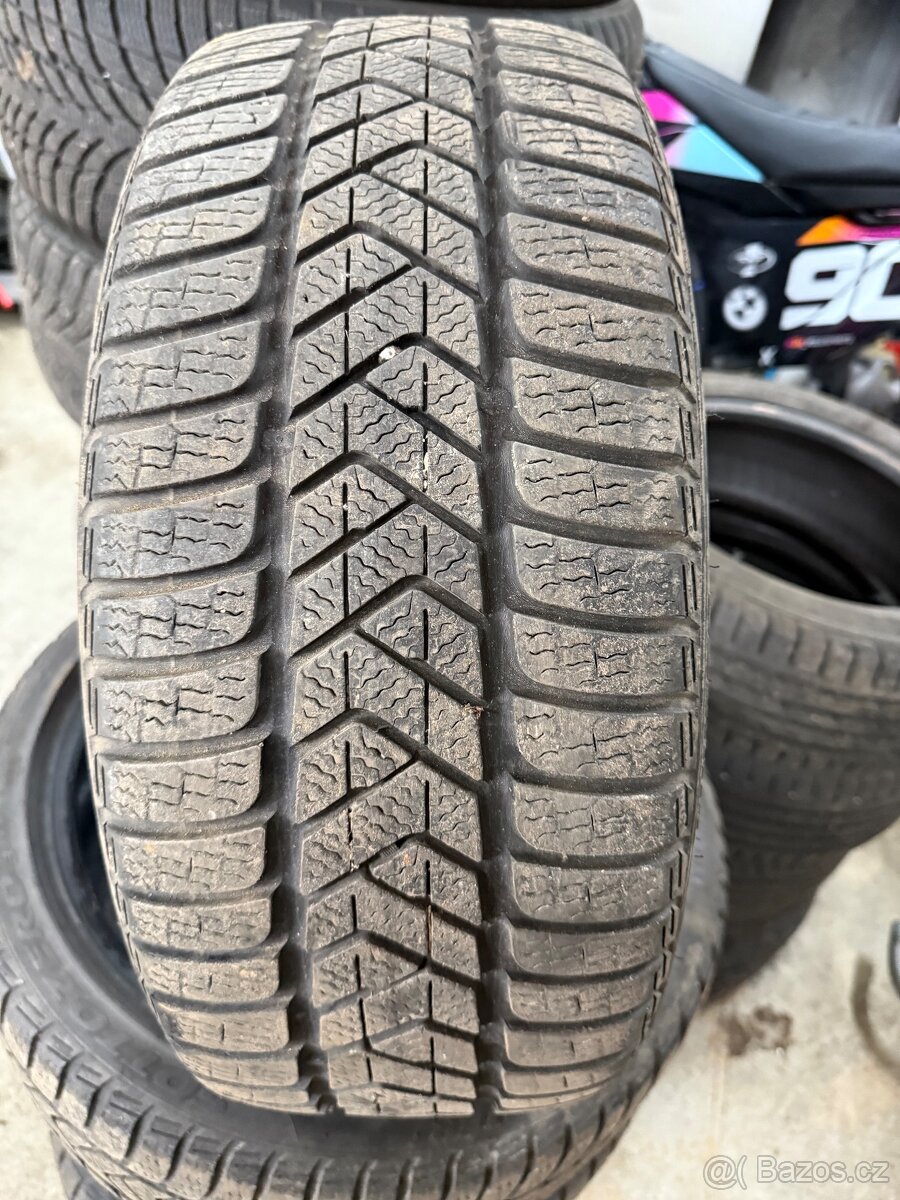 Prodám pirelli sottozero 3 225/40 r18