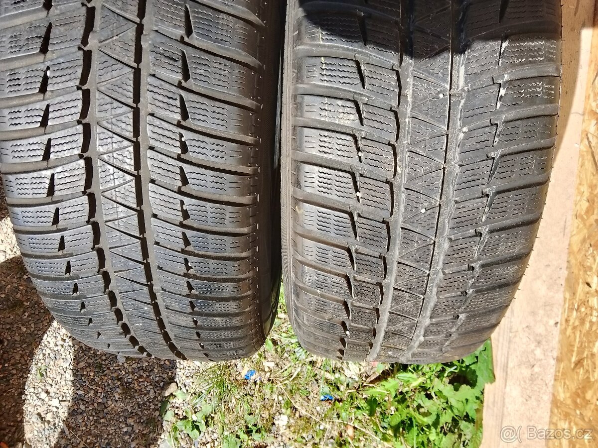 245/55/17 102v Falken - zimní pneu 2ks