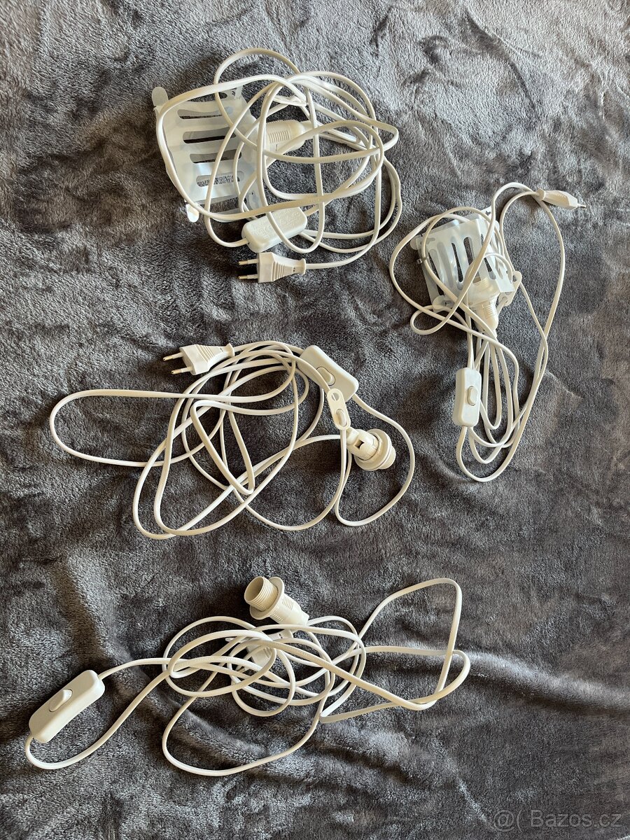 STRÅLA Kabel se zástrčkou, bílá, 4 m
