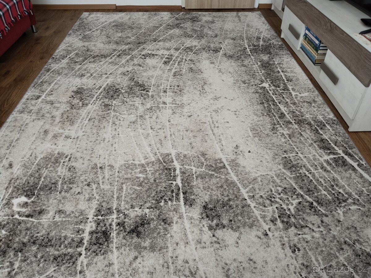 Koberec 4 m x 2,1 m