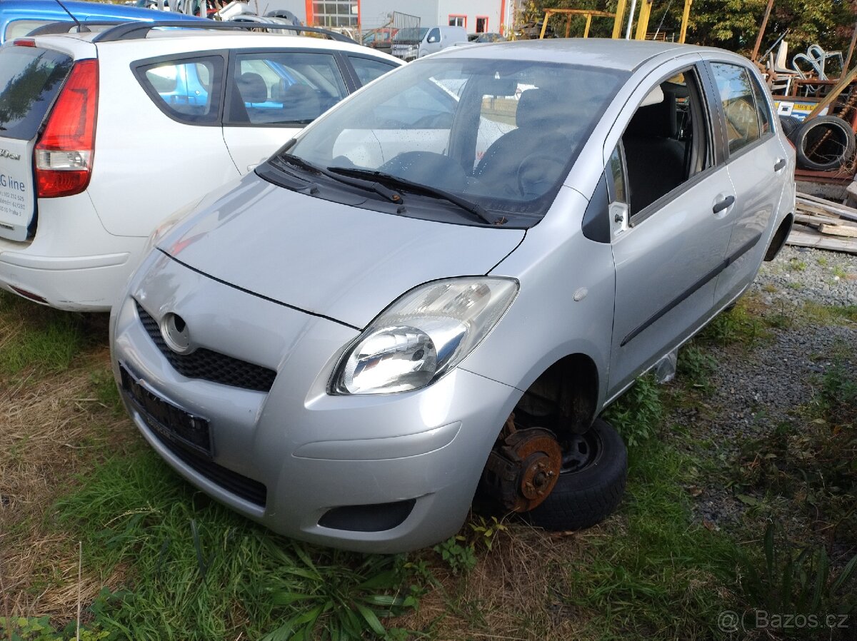 Toyota Yaris 2009 5 dveře, díly z auta