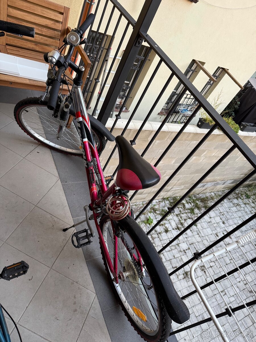 Dámské trekové/horské kolo Lincoln Silmarillion – 26”