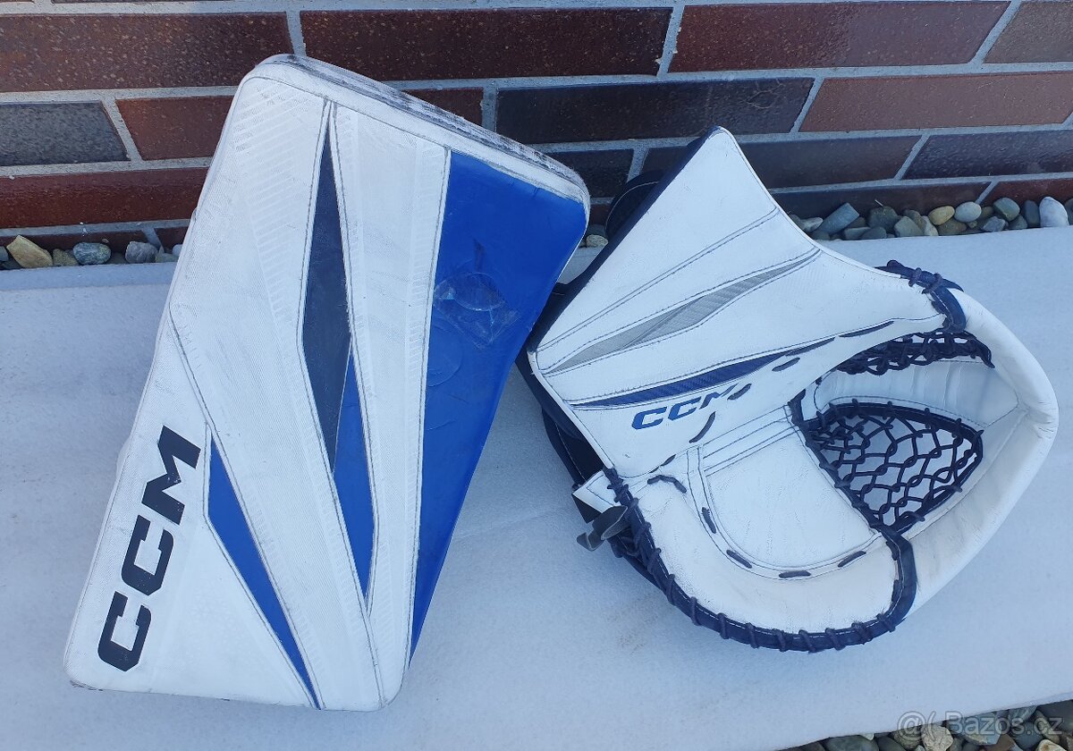 CCM AXIS XF Pro lapacka a vyrazecka