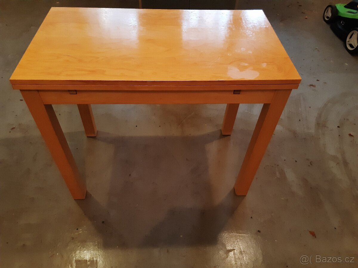 Rozkládací stolek IKEA