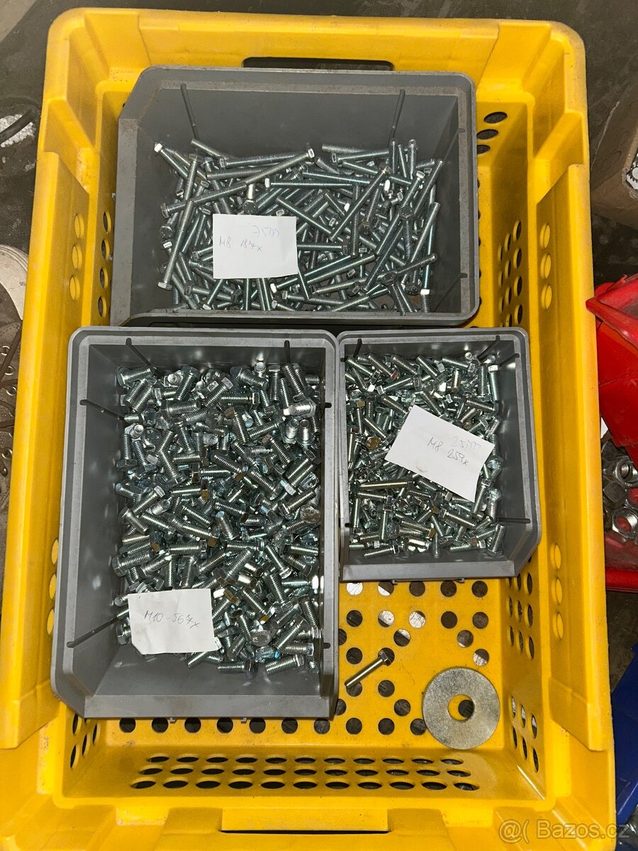 Spojovací materiál Šrouby,matky.. nové m8-m30