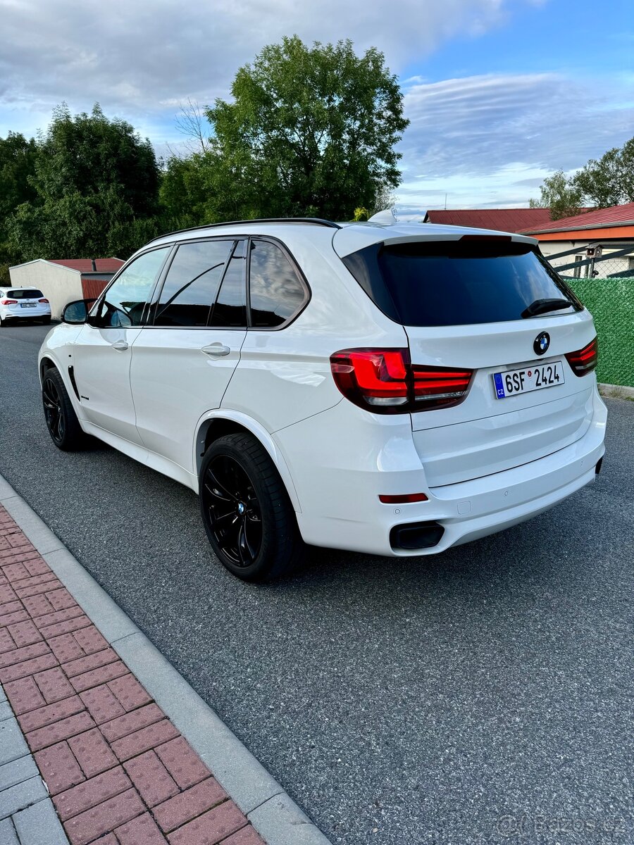 BMW, X5, M30d, F15, M paket, ČR, TOP stav, el.tažné 3,5t