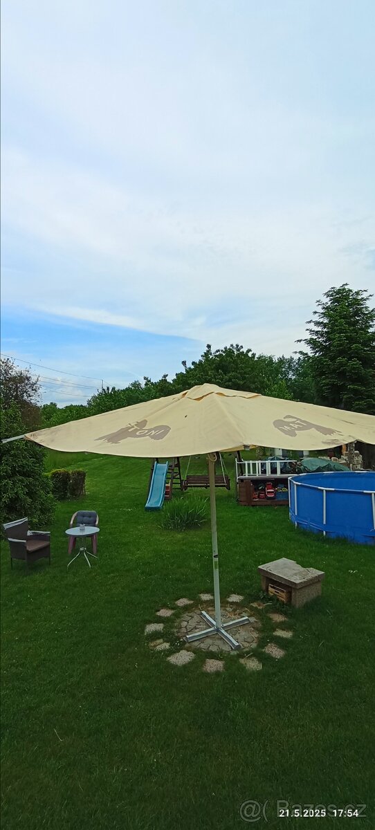 Hospodský slunečník