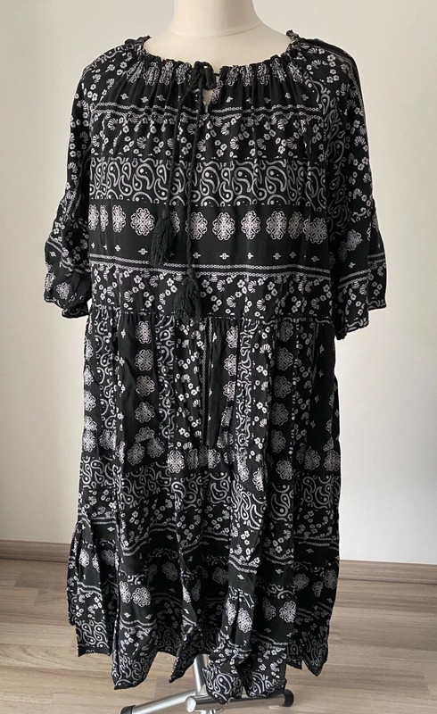 Nové. Celoroční šaty bavlna, vel.L