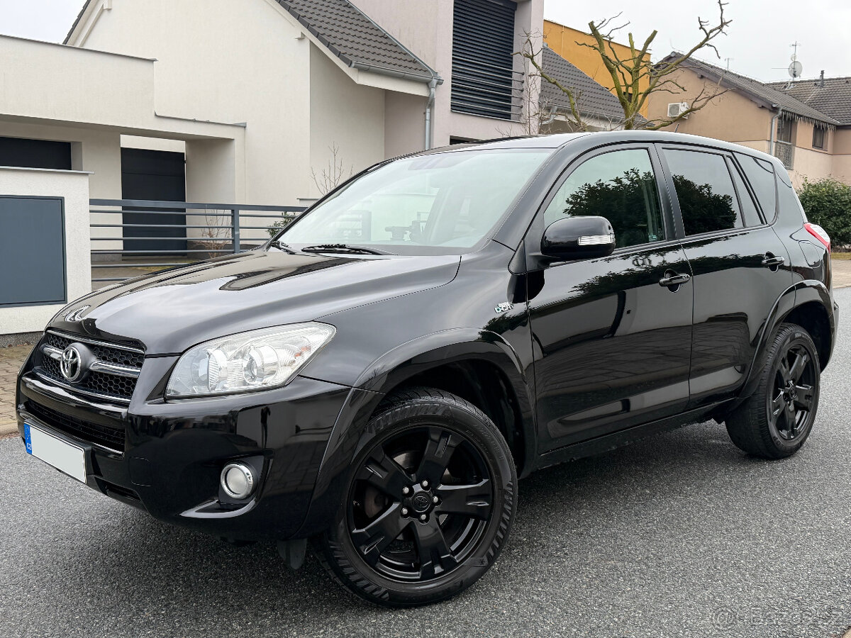 Toyota Rav4 2.2 D-CAT,Automat,Keyless,Kamera,DVD,Kůže,BLACK