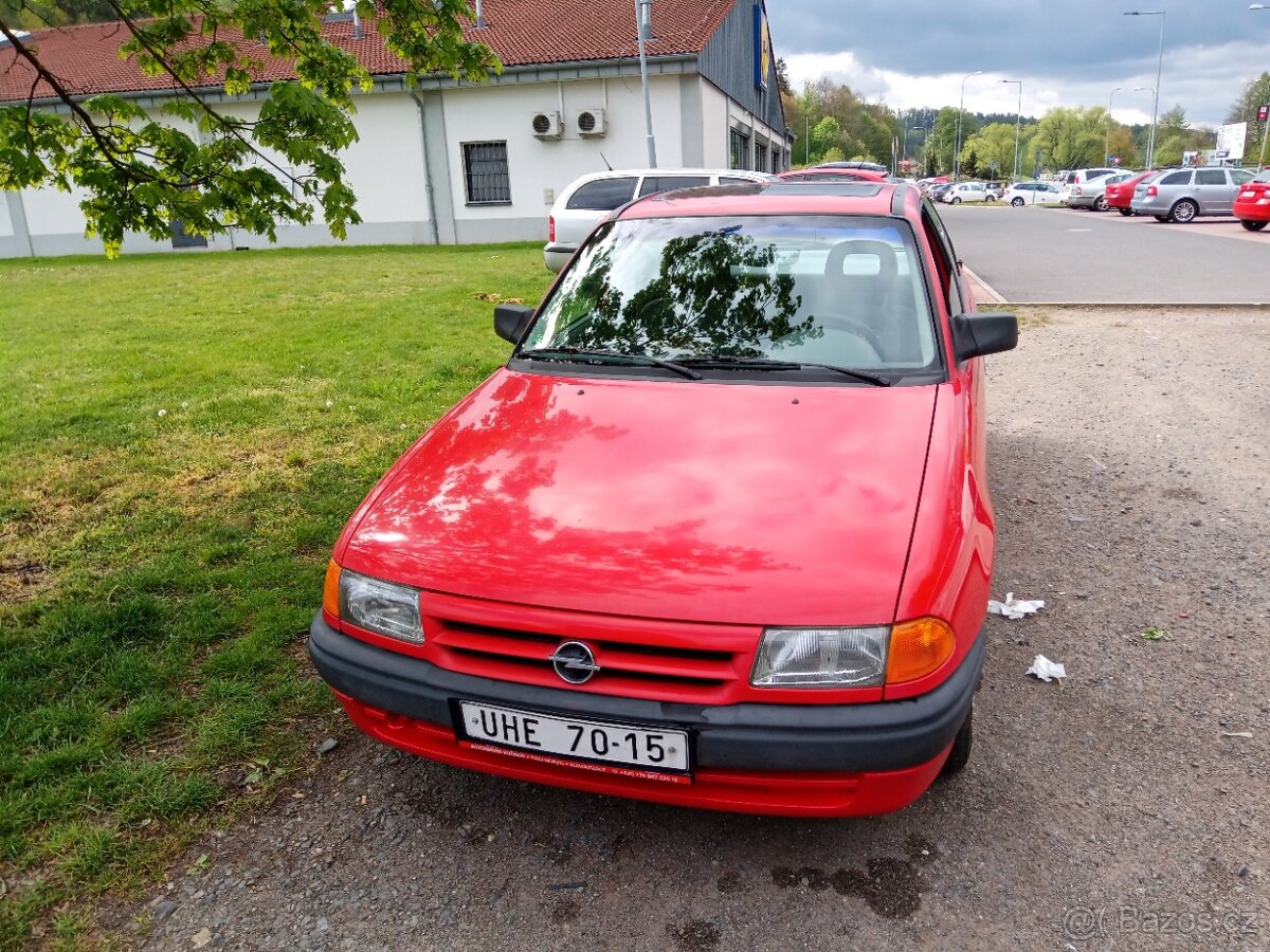 Opel Astra 1.6.