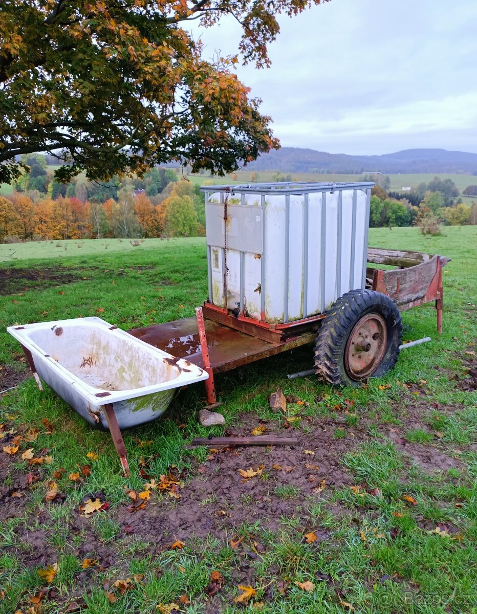 Kara s nádrží 1000 ltr.