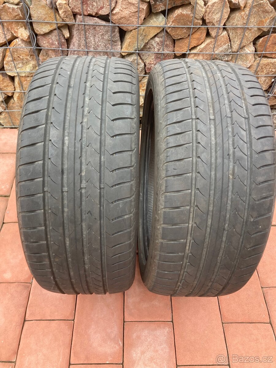 Pneu GOOD YEAR 245/45 R18 100Y