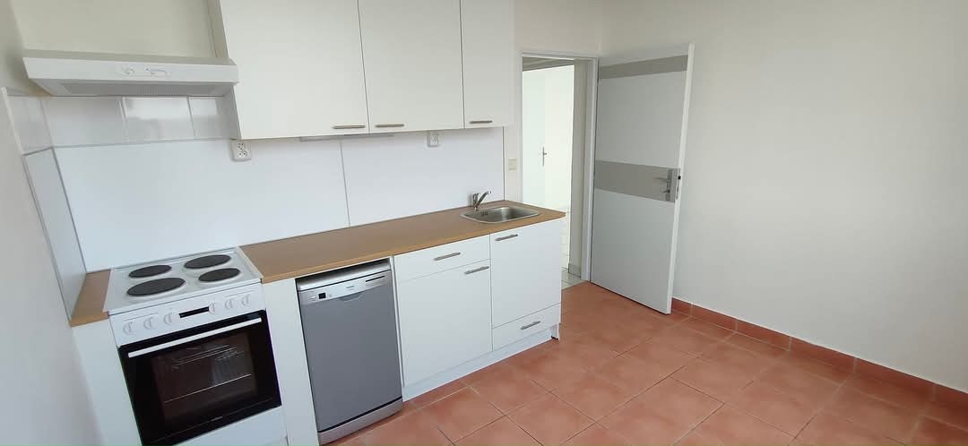 Kuchyň Ikea + spotřebiče