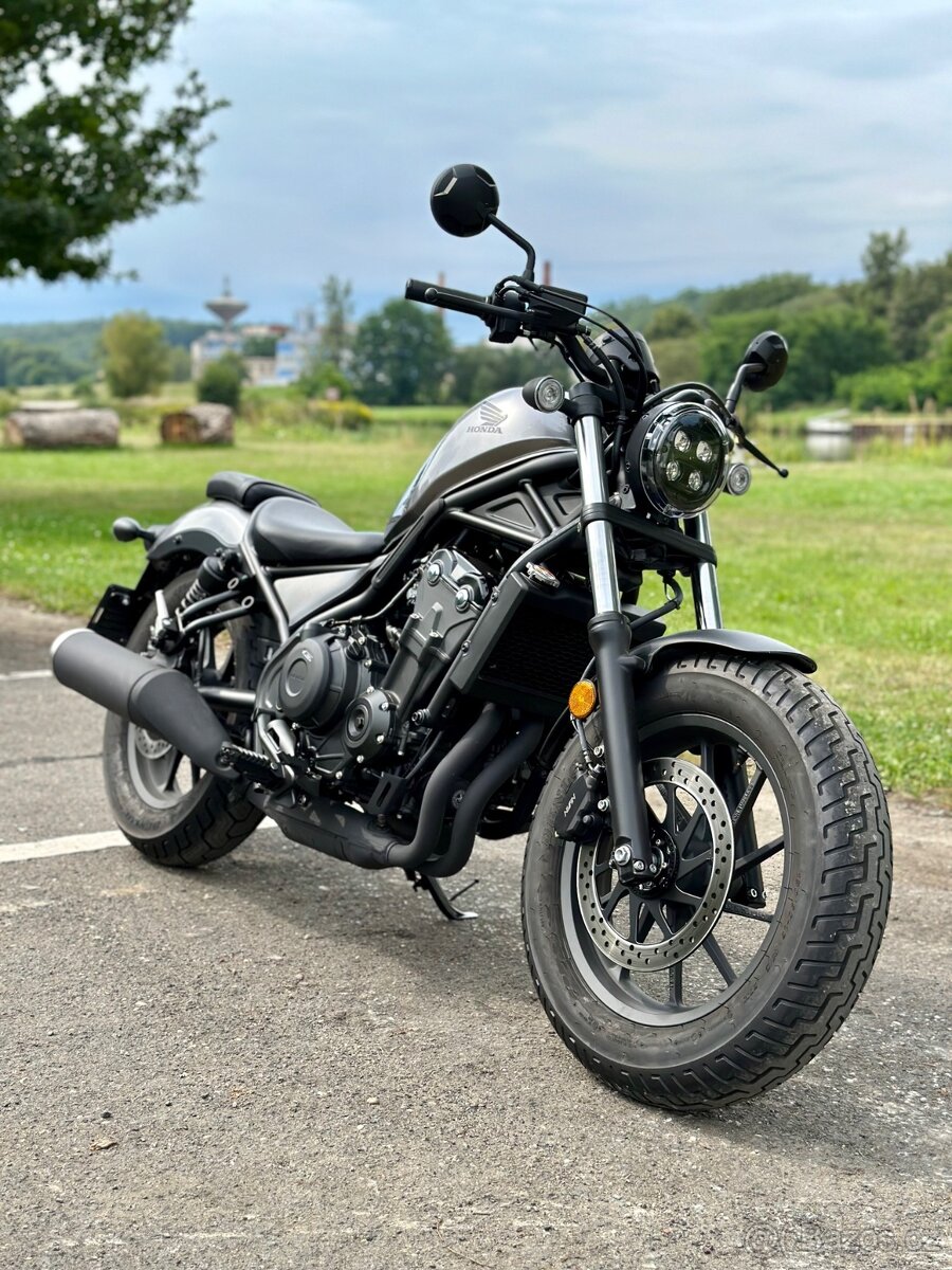 Honda Rebel 500 2024