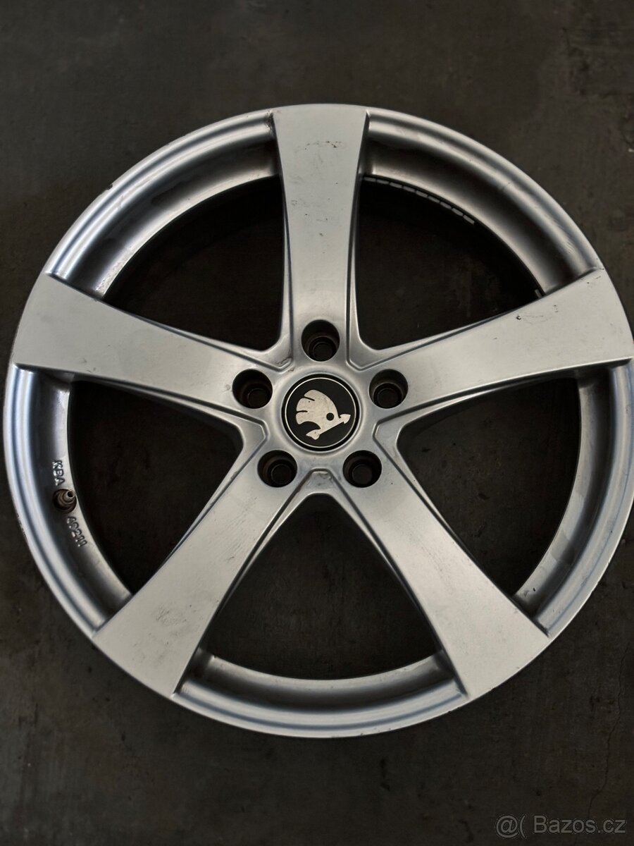 Alu 7,5Jx18 ET51 5x112x57,1 Dezent