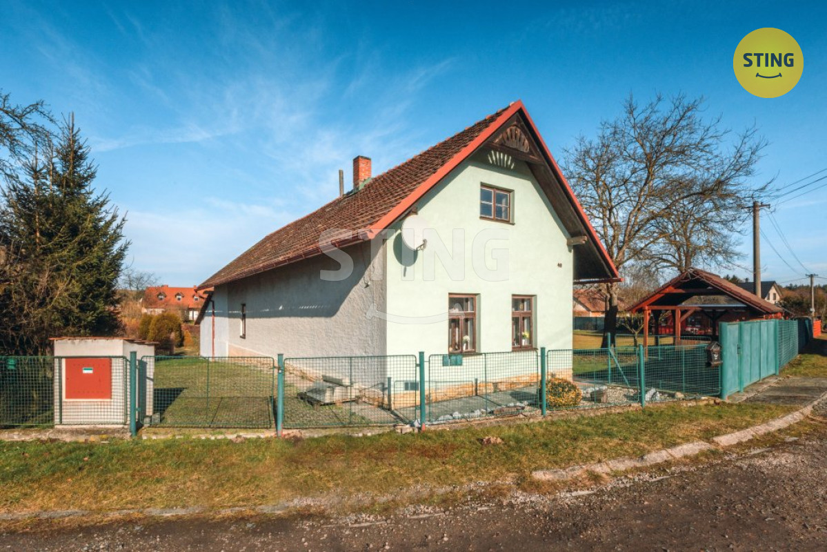Prodej rodinného domu v obci Veliny , 131730