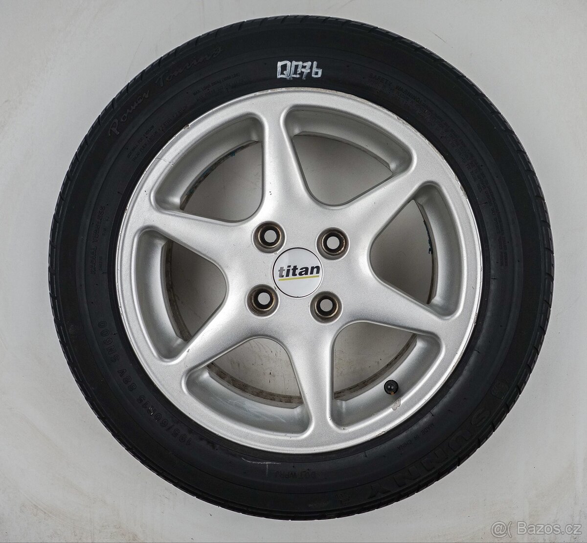Ford Focus - 15" alu kola - Letní pneu