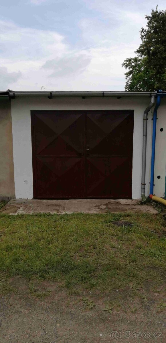 Pronájem garáže v Kolíně ul. Zličská